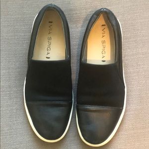 Via Spiga black leather slip on shoes size 5
